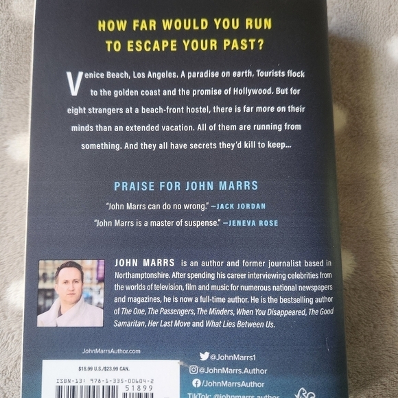 The Vacation Book  - John Marrs - Picture 3 of 4